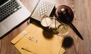 Czym się różni radca prawny od adwokata? Kluczowe różnice i wybór