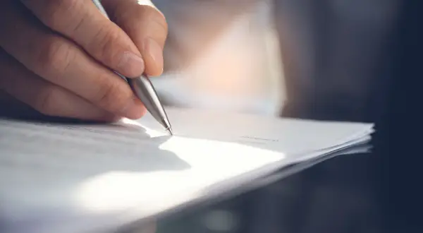 Ile się czeka na odpis wyroku sądu? Sprawdź, co wpływa na czas oczekiwania