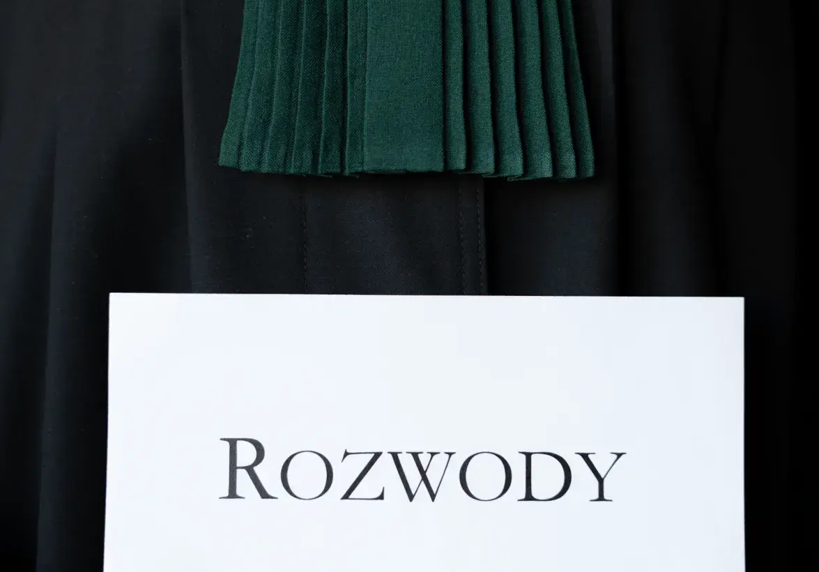 Jak wygląda rozprawa rozwodowa? Kluczowe etapy i dokumenty do przygotowania